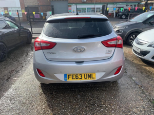 2014 Hyundai I30 1.6 Se Euro 5 5dr (panoramic Roof) in Silver — image 6