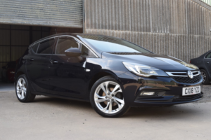 2018 Vauxhall Astra 1.4 I Turbo Sri in Blue — image 2