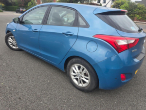 2014 Hyundai I30 1.6 Crdi Active Auto Euro 5 5dr in Blue — image 6