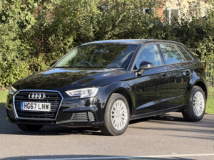 2018 Audi A3 1.0 Tfsi Se Technik in Black — image 3