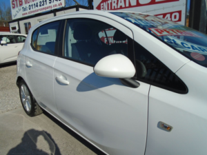 2017 Vauxhall Corsa 1.4i Ecotec Energy Hatchback 5dr Petrol Manual Euro 6 (a/c) (75 Ps) in White — image 4