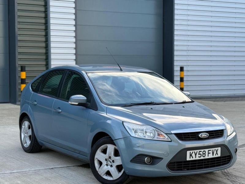 2008 Ford Focus 1.6 Style 5dr in Blue — image 1