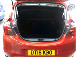 2016 Vauxhall Corsa 1.4 I Ecoflex Design in Red — image 6