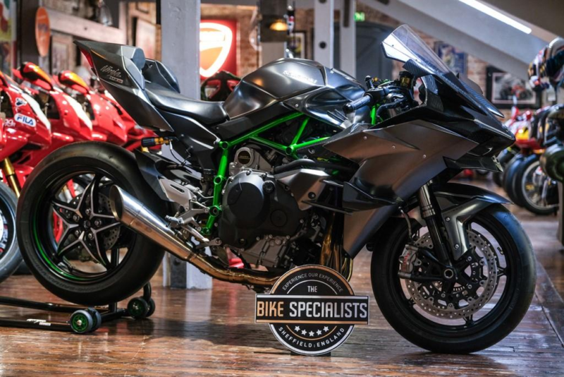 2017 Kawasaki Ninja H2r Ninja H2r New Old Stock Del Miles in Black — image 1