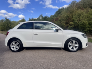 2016 Audi A1 1.0 Tfsi Se in White — image 4