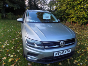 2016 Volkswagen Tiguan 2.0 Tdi Bluemotion Tech Se Navigation DSG 4motion Euro 6 (s/s) 5dr in Silver — image 2