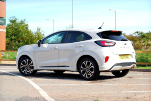 2020 Ford Puma St-Line 1.0 Ecoboost 155 Mhev - Sync 3 Sat Nav, Power Tailgate, Heated Seats - Fsh. Metropolis White in White — image 2