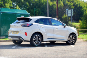 2020 Ford Puma St-Line 1.0 Ecoboost 155 Mhev - Sync 3 Sat Nav, Power Tailgate, Heated Seats - Fsh. Metropolis White in White — image 6