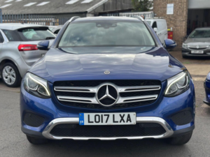 2017 Mercedes-Benz Glc 2.1 Glc220d Sport G-Tronic 4matic Euro 6 (s/s) 5dr in Blue — image 2
