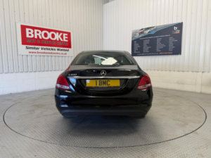 2015 Mercedes-Benz C Class 2.0 C200 Se Euro 6 (s/s) 4dr in Black — image 5