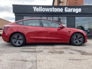 2021 Tesla Model 3 (dual Motor) Long Range Saloon 4dr Electric Auto 4wde (346 Ps) in Red — image 3