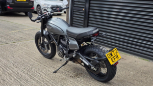 2022 Ducati Scrambler 800 803 Nightshift Euro 5 in Grey — image 2