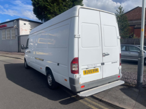 2005 Mercedes-Benz Sprinter 2.2 Cdi 311 Refrigerated Van 4dr (lwb) in White — image 4