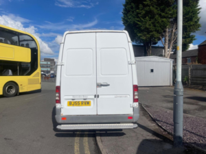 2005 Mercedes-Benz Sprinter 2.2 Cdi 311 Refrigerated Van 4dr (lwb) in White — image 6