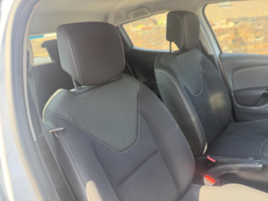 2014 Renault Clio 1.2 16v Dynamique Medianav Euro 5 5dr in White — image 3