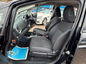 2015 Honda Jazz 1.3 I-Vtec Se Euro 6 (s/s) 5dr in Black — image 4