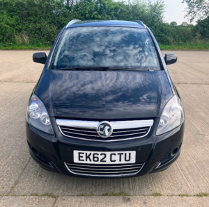 2012 Vauxhall Zafira 1.7 Cdti Ecoflex Design in Black — image 5
