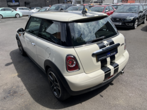 2012 MINI Hatch 1.6 Cooper D Hatch in White — image 5