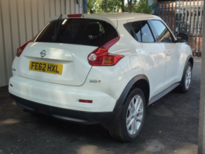 2012 Nissan Juke 1.6 Dig-T Tekna SUV 5dr Petrol Manual Euro 5 (190 Ps) in White — image 4