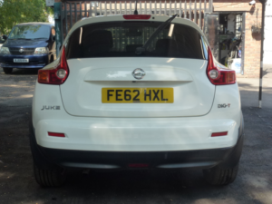 2012 Nissan Juke 1.6 Dig-T Tekna SUV 5dr Petrol Manual Euro 5 (190 Ps) in White — image 5
