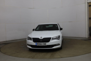 2017 Skoda Superb 2.0 Tdi Sportline DSG Auto 6spd Euro 6 (s/s) 5dr in White — image 2