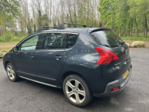 2013 Peugeot 3008 1.6 E-Hdi Allure in Blue — image 6