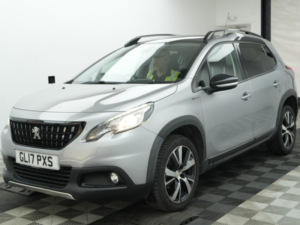 2017 Peugeot 2008 1.6 Bluehdi Gt Line in Grey — image 2