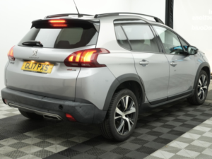 2017 Peugeot 2008 1.6 Bluehdi Gt Line in Grey — image 3