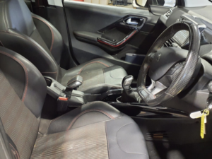 2017 Peugeot 2008 1.6 Bluehdi Gt Line in Grey — image 5