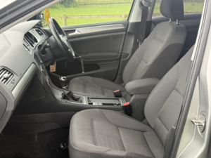 2016 Volkswagen Golf 2.0 Tdi Bluemotion Tech Match Edition in Grey — image 3
