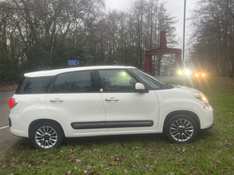 2014 Fiat 500l 1.3 500l Mpw Lounge 1.3 Multijet 85hp Dualogic in White — image 1