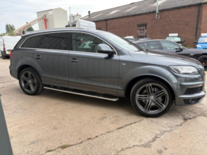 2010 Audi Q7 3.0 Tdi V6 S Line Tiptronic Quattro Euro 5 5dr in Grey — image 3