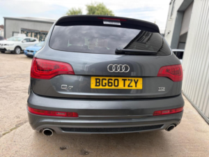 2010 Audi Q7 3.0 Tdi V6 S Line Tiptronic Quattro Euro 5 5dr in Grey — image 5