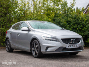 2017 Volvo V40