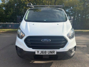 2019 Ford Transit Custom 2.0 300 Ecoblue L1 H1 Euro 6 5dr in White — image 2