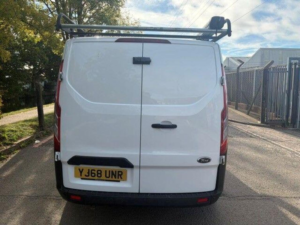 2019 Ford Transit Custom 2.0 300 Ecoblue L1 H1 Euro 6 5dr in White — image 6