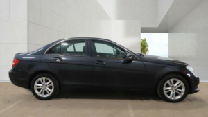 2013 Mercedes-Benz C Class 1.6 C180 Blueefficiency Executive Se G-Tronic+ Euro 5 (s/s) 4dr in Black — image 6