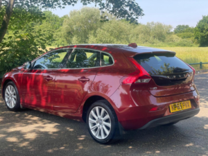 2015 Volvo V40 2.0 D2 Se Lux Nav Euro 6 (s/s) 5dr in Red — image 3