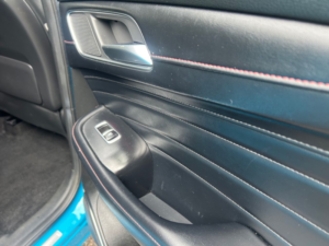 2024 MG MG Hs 1.5 T-Gdi Trophy SUV 5dr Petrol Manual Euro 6 (s/s) (162 Ps) in Blue — image 6