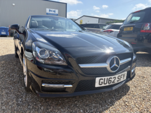2012 Mercedes-Benz Slk 2.1 Slk250 Cdi Blueefficiency Amg Sport in Black — image 2