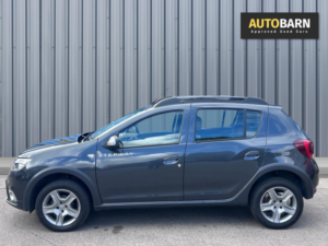 2017 Dacia Sandero Stepway 1.5 Dci Laureate Hatchback 5dr Diesel Manual Euro 6 (s/s) (90 Ps) in Grey — image 5