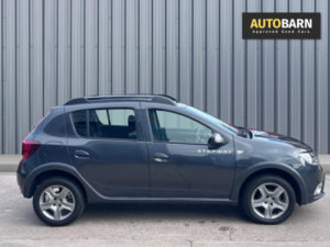 2017 Dacia Sandero Stepway 1.5 Dci Laureate Hatchback 5dr Diesel Manual Euro 6 (s/s) (90 Ps) in Grey — image 6