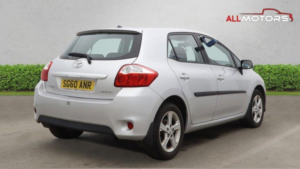 2010 Toyota Auris 1.33 Dual Vvt-I Tr Euro 4 (s/s) 5dr in Silver — image 4