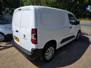 2021 Peugeot Partner 1.5 Bluehdi 1000 Professional Standard Panel Van Swb Euro 6 5dr in White — image 3