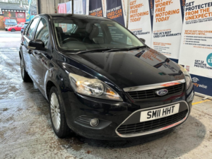 2011 Ford Focus 1.6 Titanium 5dr in Black — image 5
