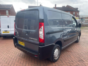 2016 Citroen Dispatch 1.6 1000 Hdi Enterprise Fwd L1 H1 5dr in Grey — image 4