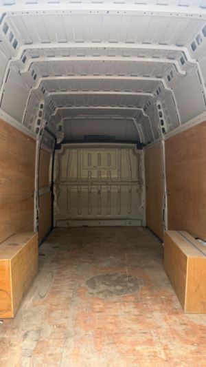 2023 Peugeot Boxer 2.2 Bluehdi 435 Professional Premium + L4 H3 Euro 6 (s/s) 5dr in White — image 5