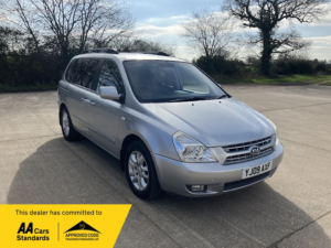 2009 Kia Sedona 2.9 Crdi Ts Wheel Chair Vehicle in Silver — image 2