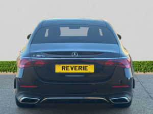 2024 Mercedes-Benz E Class 2.0 E300e 25.4kwh Amg Line (advanced) Saloon 4dr Petrol Plug-In Hybrid G-Tronic Euro 6 (s/s) (313 Ps) in Black — image 6