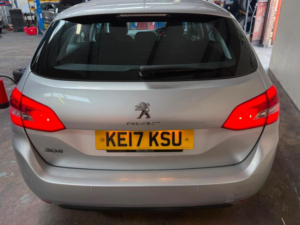2017 Peugeot 308 Sw 1.6 Bluehdi Active Euro 6 (s/s) 5dr in Silver — image 4